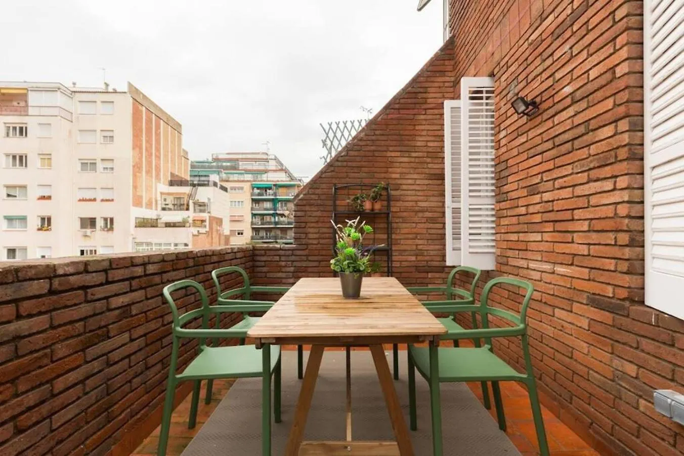 2 Bdr Penthouse In Grcia Apartment Barcelona Spain